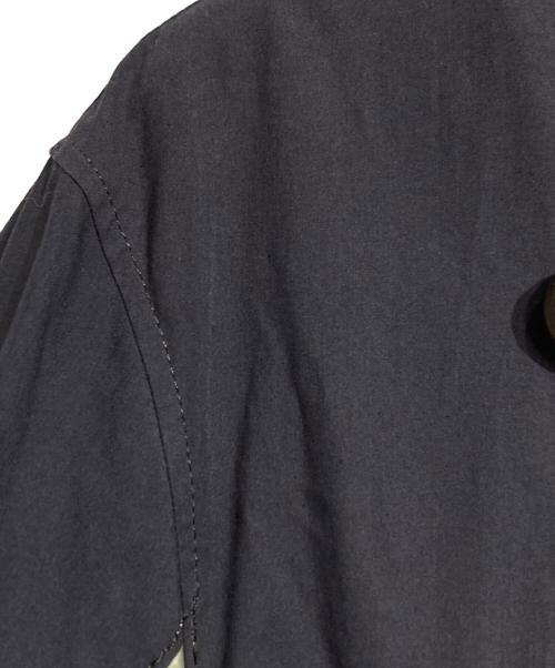 sacai（サカイ）sacai (サカイ) ドッキングミリタリーコート/Mixed Media Military Coat ネイビー×グリーン サイズ:3の古着・服飾アイテム