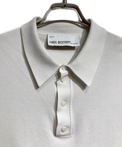 NEIL BARRETT（ニールバレット）NEIL BARRETT (ニールバレット) 半袖ニットポロシャツ/Short-sleeved knit polo shirt ホワイト サイズ:Lの古着・服飾アイテム