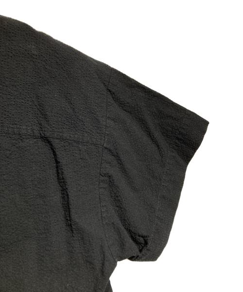 Vivienne Westwood RED LABEL（ヴィヴィアンウエストウッドレッドレーベル）Vivienne Westwood RED LABEL (ヴィヴィアンウエストウッドレッドレーベル) シアサッカークロップジップシャツ/Seersucker Cropped Zip Shirt ブラック サイズ:Mの古着・服飾アイテム