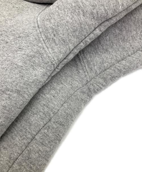 SUPREME（シュプリーム）Supreme (シュプリーム) Small Box Logo Crewneck グレー サイズ:XLの古着・服飾アイテム