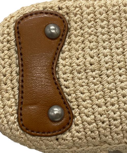 MIU MIU（ミュウミュウ）MIU MIU (ミュウミュウ) ケーブルニット編みショルダーバッグ/Cable knit shoulder bag ブラウン×ベージュの古着・服飾アイテム