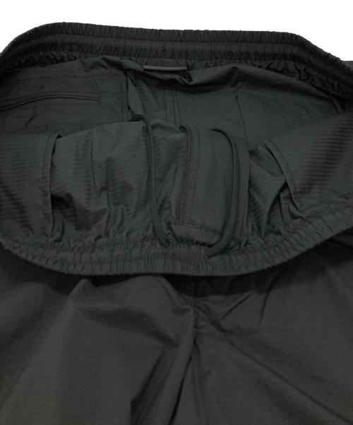 DAIWA PIER39（ダイワ ピア39）DAIWA PIER39 (ダイワ ピア39) TECH TRAVEL PANTS/テックトラベルパンツ ブラック サイズ:XLの古着・服飾アイテム
