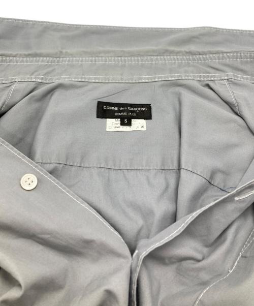COMME des GARCONS HOMME PLUS（コムデギャルソンオムプリュス）COMME des GARCONS HOMME PLUS (コムデギャルソンオムプリュス) ショートスリーブステッチシャツ/Short-sleeved stitch shirt グレー サイズ:Sの古着・服飾アイテム