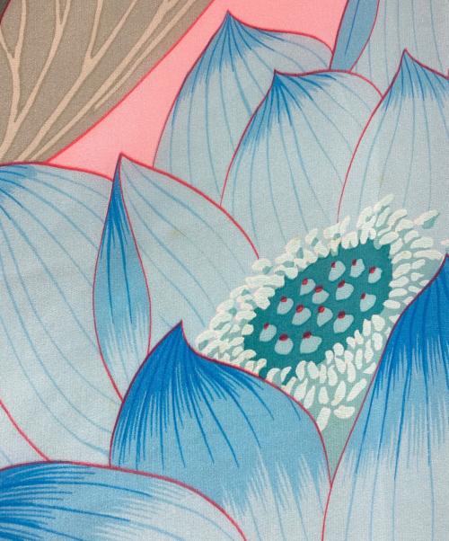 HERMES（エルメス）HERMES (エルメス) カレ140/FLEURS DE LOTUS 蓮の花 ピンク×ブルーの古着・服飾アイテム