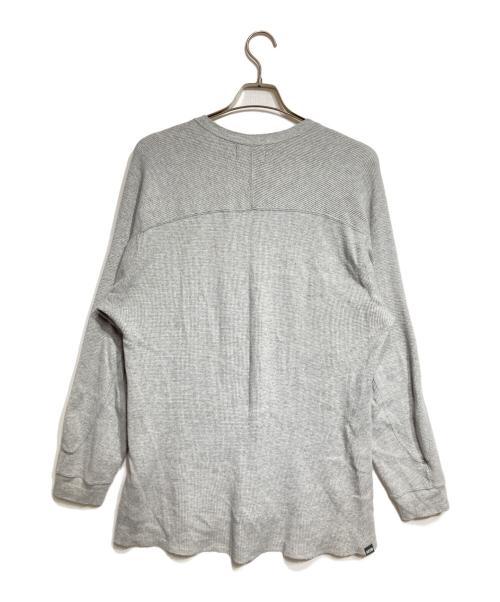 Hysteric Glamour（ヒステリックグラマー）Hysteric Glamour (ヒステリックグラマー) DEVIL'S MCヘンリーネック スウェット/Henley neck sweatshirt グレー サイズ:Lの古着・服飾アイテム