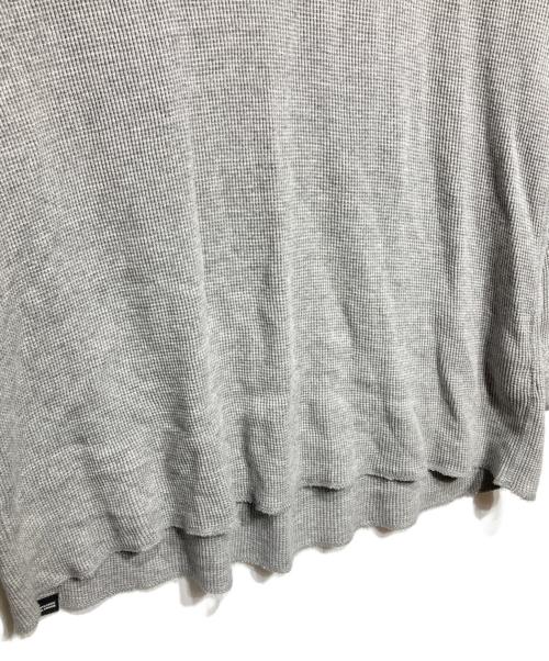 Hysteric Glamour（ヒステリックグラマー）Hysteric Glamour (ヒステリックグラマー) DEVIL'S MCヘンリーネック スウェット/Henley neck sweatshirt グレー サイズ:Lの古着・服飾アイテム