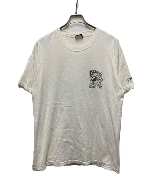 stussy（ステューシー）stussy (ステューシー) バックグラフィックプリントTシャツ ホワイト サイズ:Mの古着・服飾アイテム