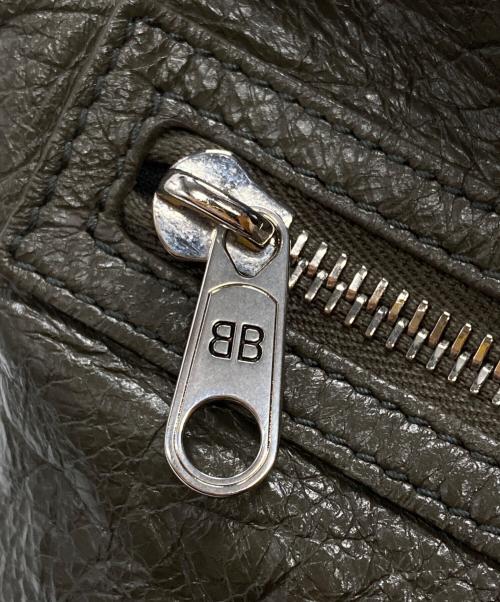 BALENCIAGA（バレンシアガ）BALENCIAGA (バレンシアガ) Superbusy ラージ スリングバッグ/Large Sling Bag オリーブの古着・服飾アイテム