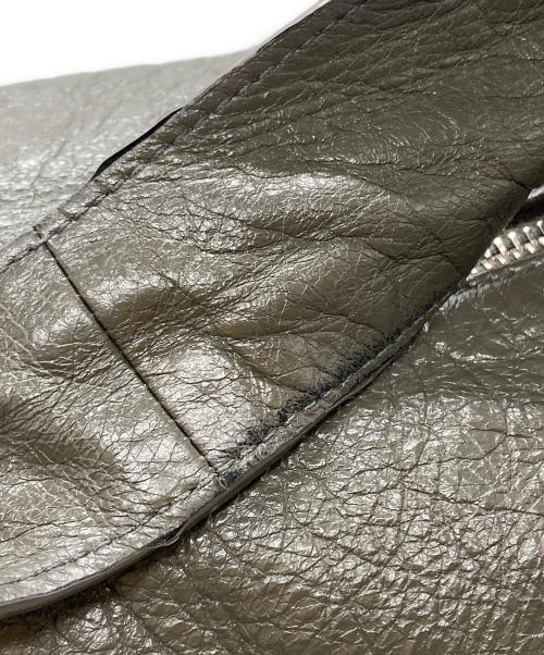 BALENCIAGA（バレンシアガ）BALENCIAGA (バレンシアガ) Superbusy ラージ スリングバッグ/Large Sling Bag オリーブの古着・服飾アイテム