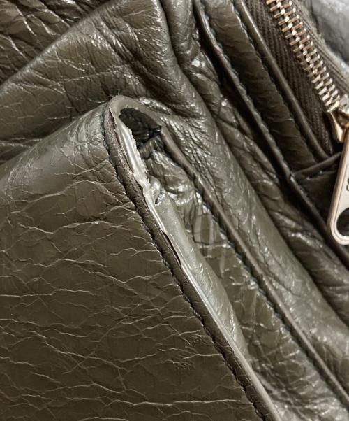 BALENCIAGA（バレンシアガ）BALENCIAGA (バレンシアガ) Superbusy ラージ スリングバッグ/Large Sling Bag オリーブの古着・服飾アイテム