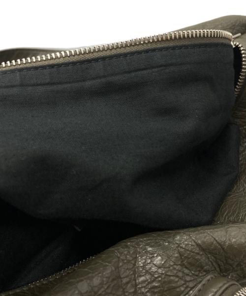 BALENCIAGA（バレンシアガ）BALENCIAGA (バレンシアガ) Superbusy ラージ スリングバッグ/Large Sling Bag オリーブの古着・服飾アイテム