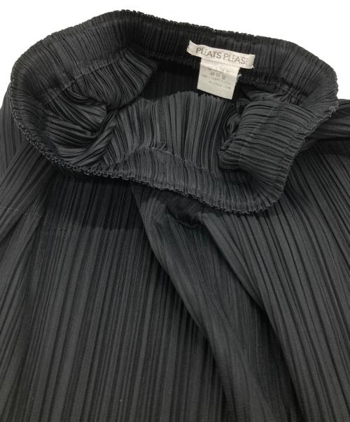 PLEATS PLEASE（プリーツプリーズ）PLEATS PLEASE (プリーツプリーズ) プリーツストレートパンツ/Pleated Straight Pants ブラック サイズ:3の古着・服飾アイテム