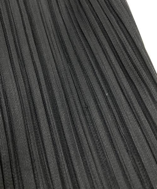 PLEATS PLEASE（プリーツプリーズ）PLEATS PLEASE (プリーツプリーズ) プリーツストレートパンツ/Pleated Straight Pants ブラック サイズ:3の古着・服飾アイテム