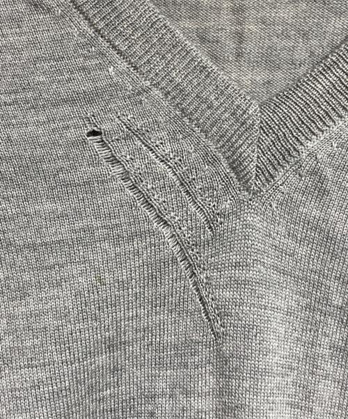 DIOR HOMME（ディオール オム）Dior Homme (ディオール オム) 爪痕クラッシュ加工Vネックニット/V-neck Knit with Scratch and Crash Distressing グレー サイズ:Sの古着・服飾アイテム