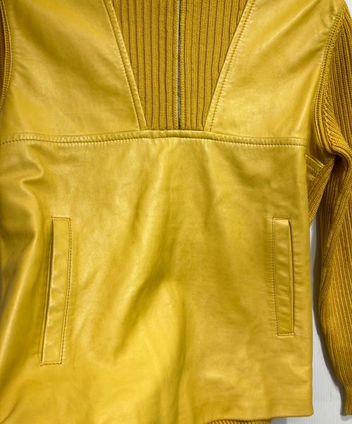 PRADA（プラダ）PRADA (プラダ) レザー切替ハーフジッププルオーバーニット/Leather-Paneled Half-Zip Pullover Knit イエロー サイズ:50の古着・服飾アイテム