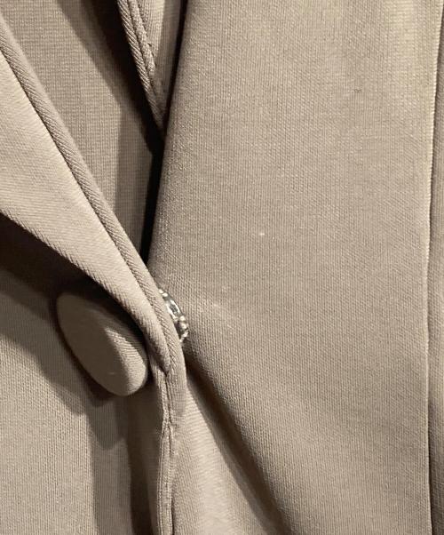 FOXEY NEWYORK（フォクシーニューヨーク）FOXEY NEWYORK (フォクシーニューヨーク) ストレッチ ダブルエグゼクティブジャケット/Stretch double-breasted executive jacket ブラウン サイズ:42の古着・服飾アイテム