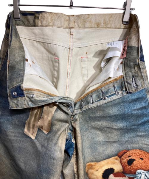Acne studios（アクネ ストゥディオズ）Acne studios (アクネ ストゥディオズ) トロンプルイユテディベアプリントルーズフィットジーンズ - 1981 インディゴ×ベージュ サイズ:Mの古着・服飾アイテム