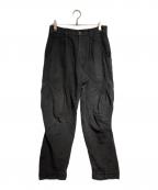 HYEIN SEOヘインソ）の古着「CURVED FLAP POCKET WITH PLEATS CARGO PANTS/カーゴパンツ」｜ブラック