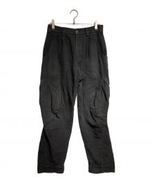 HYEIN SEO（ヘインソ）の古着「CURVED FLAP POCKET WITH PLEATS CARGO PANTS/カーゴパンツ」｜ブラック