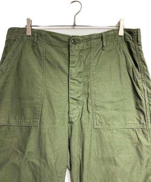 US ARMY（ユーエスアーミー）US ARMY (ユーエスアーミー) 60'sコットンサテンベイカーパンツ/Cotton Sateen Baker Pants オリーブ サイズ:38×31の古着・服飾アイテム