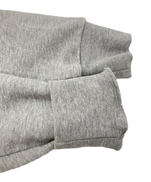 CDG（シーディージー）CDG (シーディージー) バックロゴプリントスウェット / Back logo print sweatshirt グレー サイズ:Sの古着・服飾アイテム