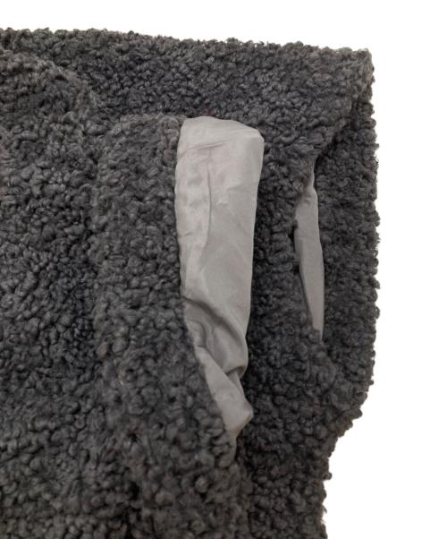 THREE DOTS（スリードッツ）THREE DOTS (スリードッツ) プードルボア ポンチョベスト/ Poodle boa　Poncho vest グレー サイズ:Sの古着・服飾アイテム