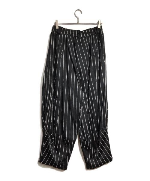 NAMESAKE（ネイムセイク）NAMESAKE (ネイムセイク) Mesh Striped Wide Track Pants/メッシュストライプワイドトラックパンツ ブラック サイズ:Sの古着・服飾アイテム