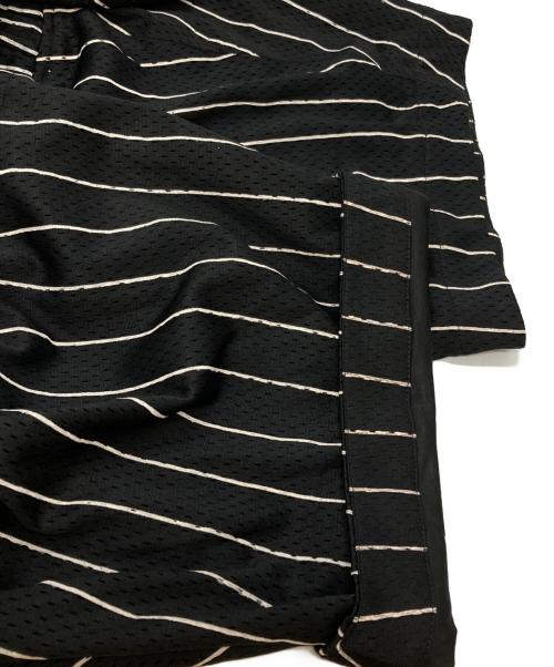 NAMESAKE（ネイムセイク）NAMESAKE (ネイムセイク) Mesh Striped Wide Track Pants/メッシュストライプワイドトラックパンツ ブラック サイズ:Sの古着・服飾アイテム