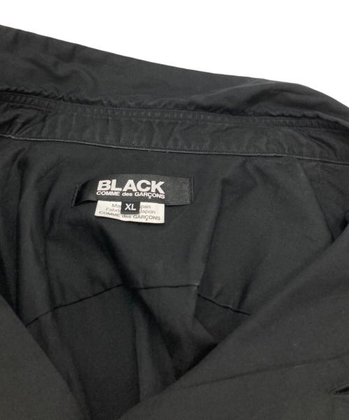 BLACK COMME des GARCONS（ブラックコムデギャルソン）BLACK COMME des GARCONS (ブラックコムデギャルソン) 捻じれアシンメトリーシャツ/Asymmetrical shirt ブラック サイズ:XLの古着・服飾アイテム