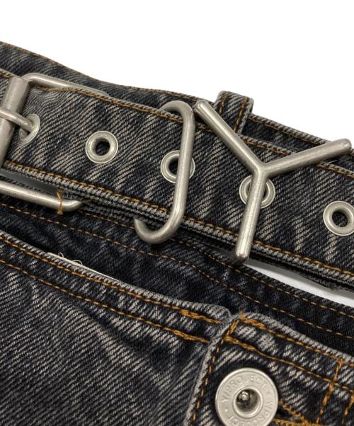 Y. PROJECT（ワイプロジェクト）Y. PROJECT (ワイプロジェクト) Y-Belt Jeans/Yベルトジーンズ ブラック サイズ:33の古着・服飾アイテム