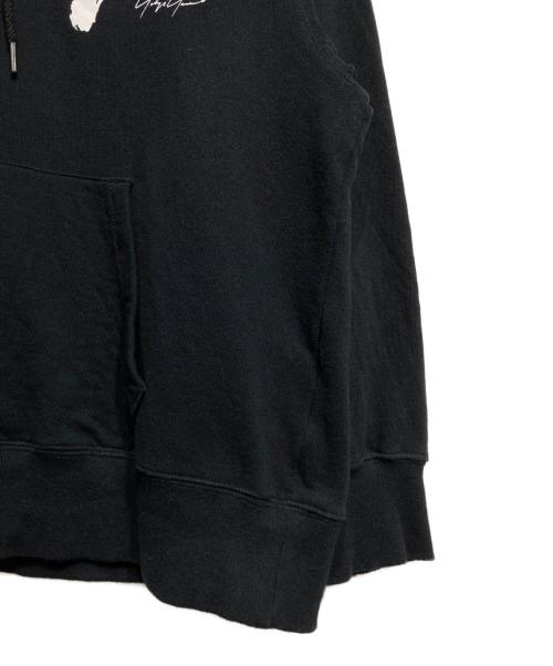 New Era（ニューエラ）New Era (ニューエラ) Yohji Yamamoto pour homme (ヨウジヤマモト プールオム) OS HOODIE/OHフーディー ブラック サイズ:3の古着・服飾アイテム