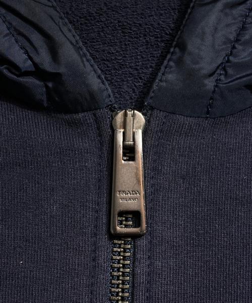 PRADA SPORTS（プラダスポーツ）PRADA SPORTS (プラダスポーツ) ナイロン切替ジップパーカー/Zip parka ネイビー サイズ:Mの古着・服飾アイテム