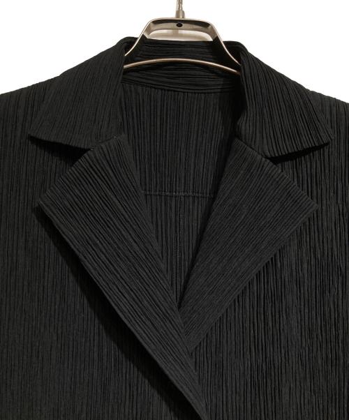ISSEY MIYAKE（イッセイミヤケ）ISSEY MIYAKE (イッセイミヤケ) プリーツ3Bジャケット/Pleated Jacket ブラック サイズ:2の古着・服飾アイテム