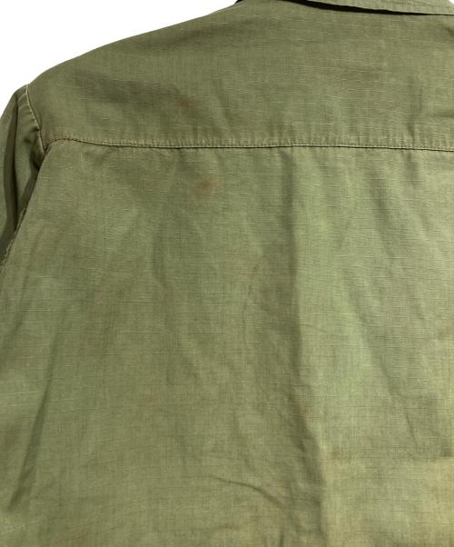 US ARMY（ユーエスアーミー）US ARMY (ユーエスアーミー) 4thタイプジャングルファティーグジャケット/U.S. Army Jungle Fatigue Jacket グリーン サイズ:SMALL-REGULARの古着・服飾アイテム