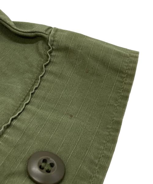 US ARMY（ユーエスアーミー）US ARMY (ユーエスアーミー) 4thタイプジャングルファティーグジャケット/U.S. Army Jungle Fatigue Jacket グリーン サイズ:SMALL-REGULARの古着・服飾アイテム