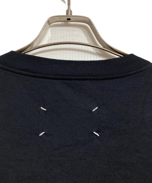 Maison Margiela（メゾンマルジェラ）Maison Margiela (メゾンマルジェラ) カレンダーロゴペンキ加工Tシャツ/paint splatter T-shirt ブラック サイズ:XLの古着・服飾アイテム
