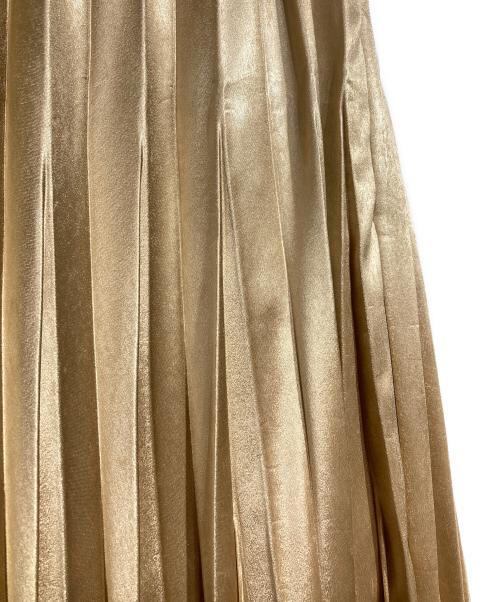 UN3D.（アンスリード）UN3D. (アンスリード) メタリックプリーツスカート/metallic pleated skirt ベージュ サイズ:36の古着・服飾アイテム