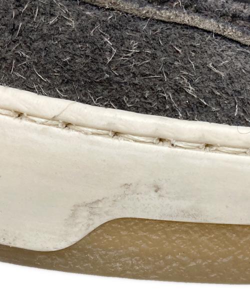 Acne studios（アクネ ストゥディオズ）ACNE STUDIOS (アクネ ストゥディオズ) GREY BARTOS HAIRYS SNEAKER/グレー バルトス ヘアリーズ スニーカー グレー サイズ:41の古着・服飾アイテム
