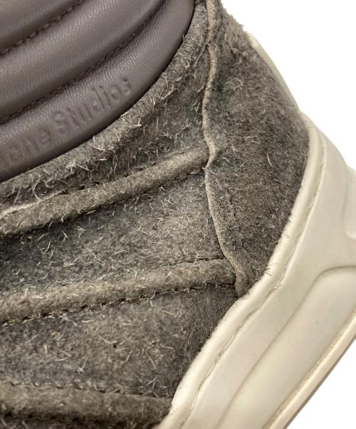 Acne studios（アクネ ストゥディオズ）ACNE STUDIOS (アクネ ストゥディオズ) GREY BARTOS HAIRYS SNEAKER/グレー バルトス ヘアリーズ スニーカー グレー サイズ:41の古着・服飾アイテム