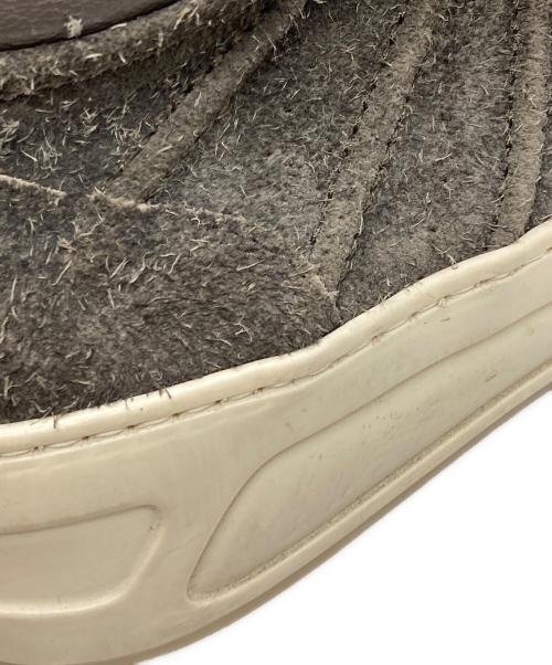 Acne studios（アクネ ストゥディオズ）ACNE STUDIOS (アクネ ストゥディオズ) GREY BARTOS HAIRYS SNEAKER/グレー バルトス ヘアリーズ スニーカー グレー サイズ:41の古着・服飾アイテム