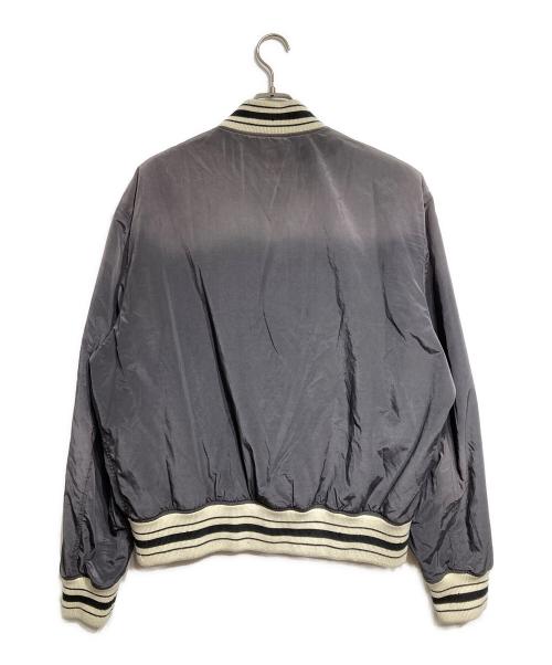 AMIRI（アミリ）AMIRI (アミリ) アーチロゴスタジャン/Arch Logo Stadium Jacket グレー サイズ:XLの古着・服飾アイテム