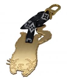 LOUIS VUITTON（ルイ ヴィトン）の古着「ビジューサック・キャットグラム フライングキャット/Louis Vuitton Bijou Sac Catogram Flying Cat」｜ブラック×ゴールド