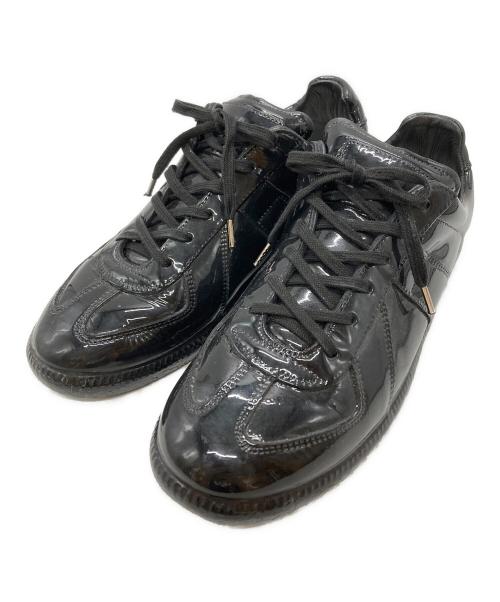 Maison Margiela（メゾンマルジェラ）Maison Margiela (メゾンマルジェラ) パテントジャーマントレーナースニーカー/Patent Leather German Army Trainer Sneakers ブラック サイズ:40の古着・服飾アイテム
