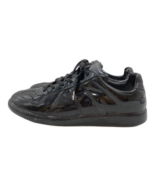 Maison Margiela（メゾンマルジェラ）Maison Margiela (メゾンマルジェラ) パテントジャーマントレーナースニーカー/Patent Leather German Army Trainer Sneakers ブラック サイズ:40の古着・服飾アイテム