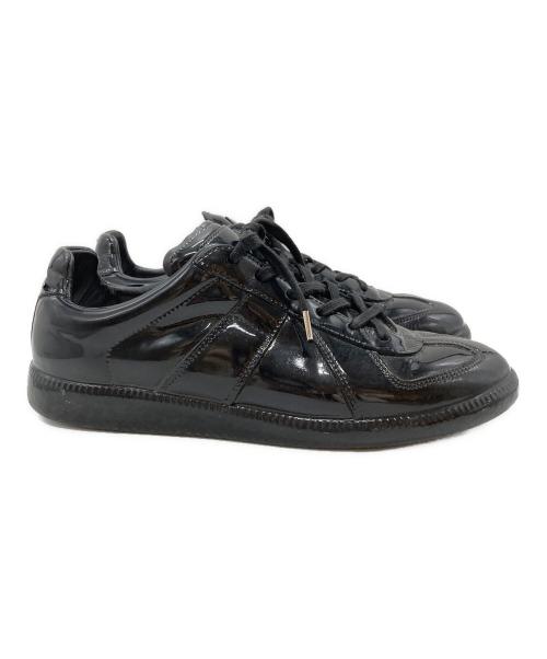 Maison Margiela（メゾンマルジェラ）Maison Margiela (メゾンマルジェラ) パテントジャーマントレーナースニーカー/Patent Leather German Army Trainer Sneakers ブラック サイズ:40の古着・服飾アイテム
