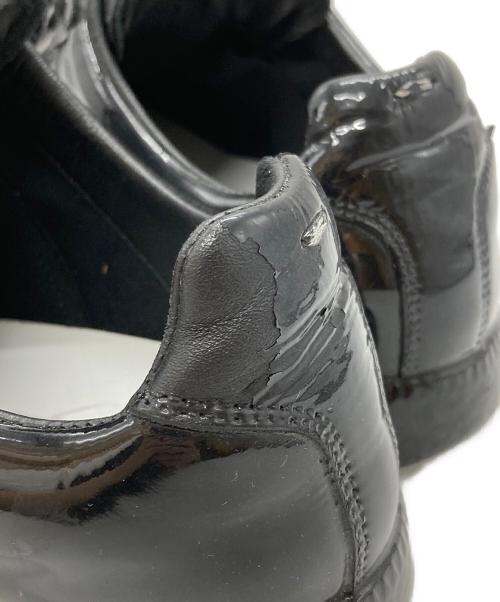 Maison Margiela（メゾンマルジェラ）Maison Margiela (メゾンマルジェラ) パテントジャーマントレーナースニーカー/Patent Leather German Army Trainer Sneakers ブラック サイズ:40の古着・服飾アイテム