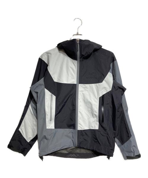 ARC'TERYX（アークテリクス）ARC'TERYX (アークテリクス) 別注BETA SL JACKET Crazy Pattern/別注ベータSLジャケット クレイジーパターン グレー×ブラック サイズ:Sの古着・服飾アイテム
