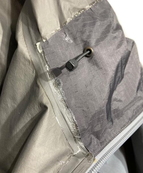 ARC'TERYX（アークテリクス）ARC'TERYX (アークテリクス) 別注BETA SL JACKET Crazy Pattern/別注ベータSLジャケット クレイジーパターン グレー×ブラック サイズ:Sの古着・服飾アイテム