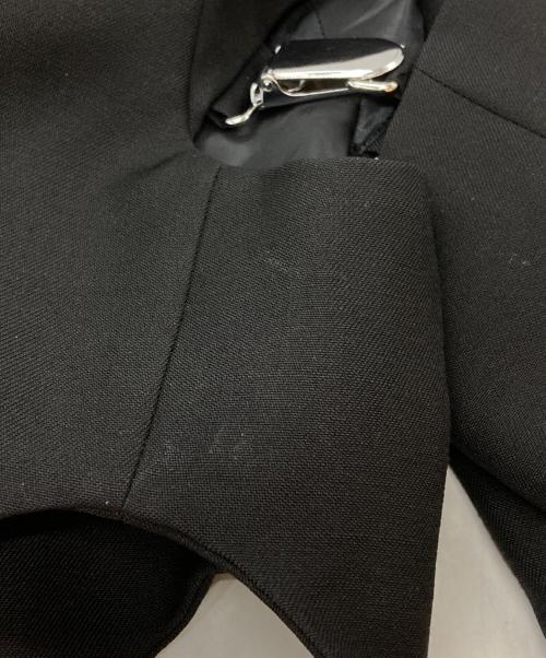 noir kei ninomiya（ノワール ケイ ニノミヤ）noir kei ninomiya (ノワール ケイ ニノミヤ) buckle-embellished cropped jacket/バックル装飾付きクロップドジャケット ブラック サイズ:Sの古着・服飾アイテム