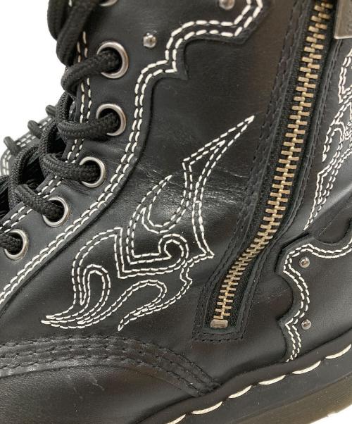 Dr.Martens（ドクターマーチン）Dr.Martens (ドクターマーチン) ウエスタン刺繍8ホールブーツ/Western embroidered 8-eye boots ブラック サイズ:EU38の古着・服飾アイテム